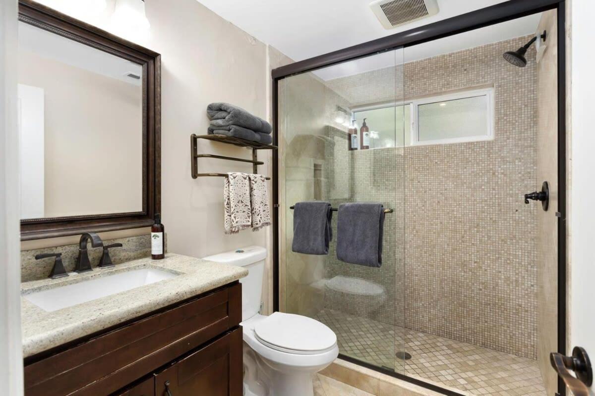 Snowflower Cabin Modern Luxe, 2 Level, 1500 Sqft, Ac, View, Dogs, Walk To Village 레이크애로우헤드 외부 사진